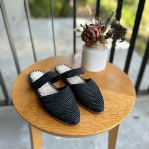 Emerson Fry Woven Slides Size 8